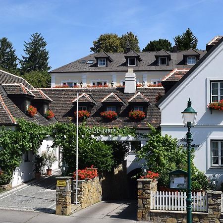 Hotel Landhaus Fuhrgassl-Huber Viena Exterior foto