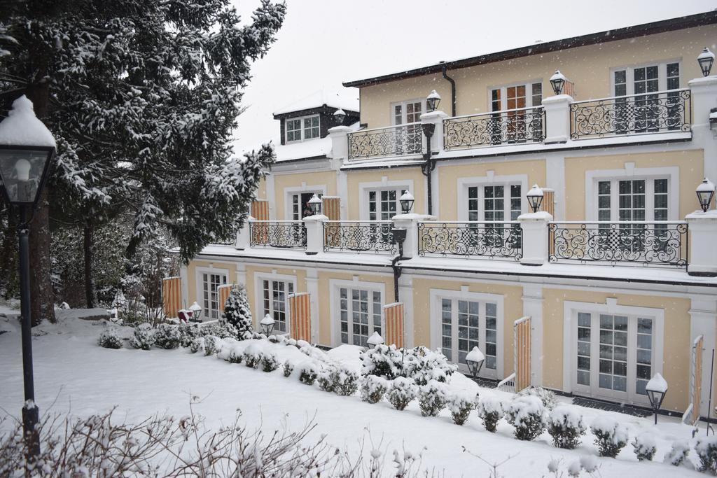 Hotel Landhaus Fuhrgassl-Huber Viena Exterior foto