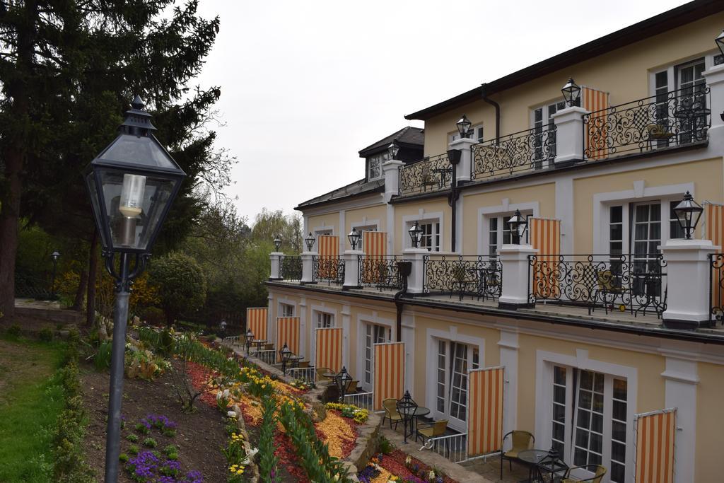 Hotel Landhaus Fuhrgassl-Huber Viena Quarto foto